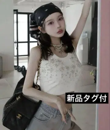 미사용 새상품 Darich 주얼리 리브 슬리브리스 상의