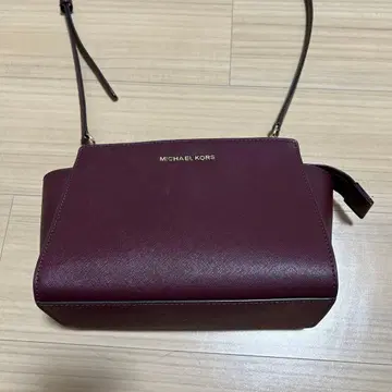 MICHAEL KORS 숄더백, 와인 레드