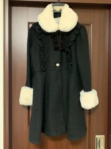 Ank Rouge 블랙 퍼 코트