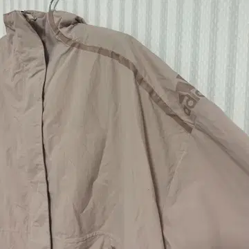 adidas 베이지 핑크 하이넥 자켓