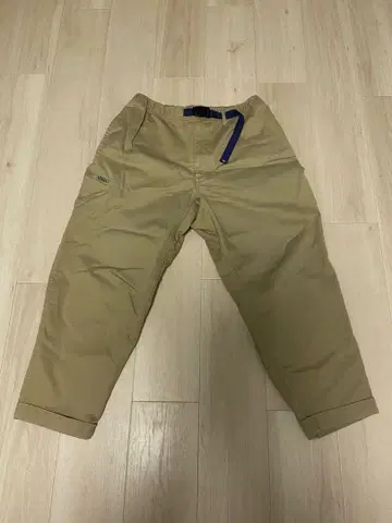 Pilgrim 베이지 치노 팬츠 S