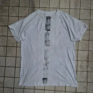 McQueen 90' 우드블록 프린트 실버 스컬