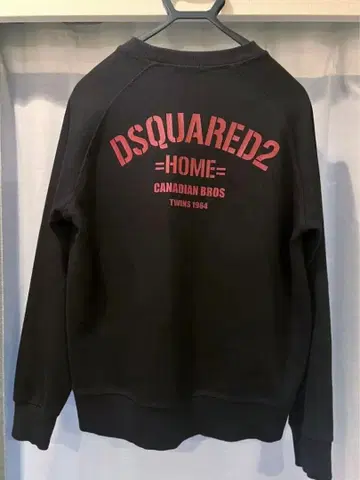 [레어 인기] DSQUARED2 맨투맨 블랙