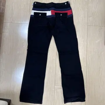 Tommy girl 컬러 블록 백 포켓 블랙 캐주얼 팬츠
