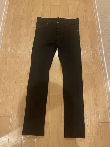 DSQUARED2 디스퀘어드 S74LB1098 블랙