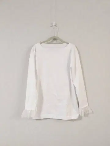 화이트 레이스 긴팔 티셔츠