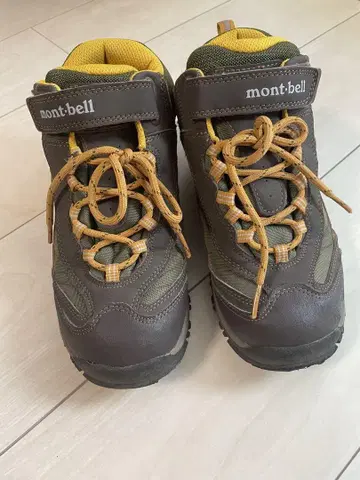 mont-bell 키즈 등산화 23cm 하이컷 브라운/그린