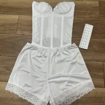 tu-hacci 화이트 뷔스티에 속바지 C70 브라이덜 이너