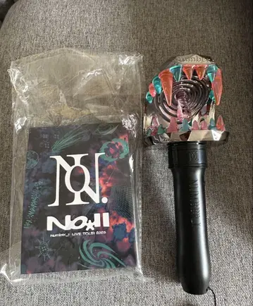Number_i No.II 공식 응원봉