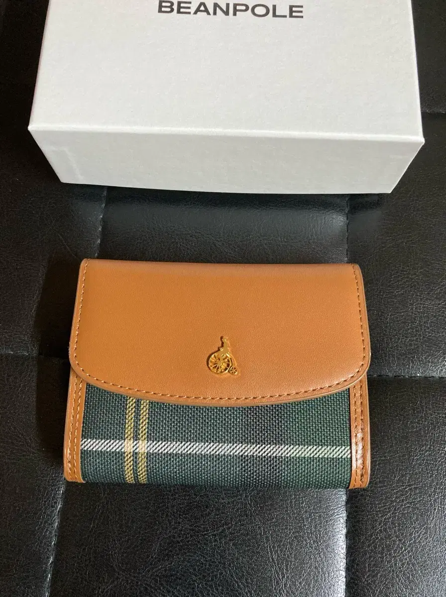 New) Beanpole Card Holder