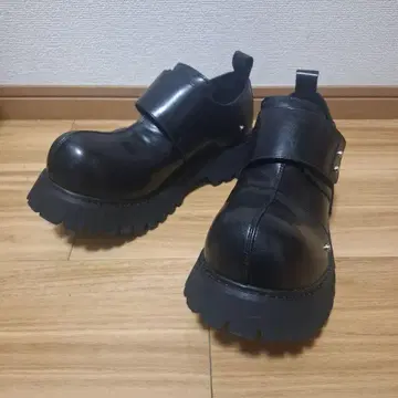 통굽 부츠 더비 슈즈