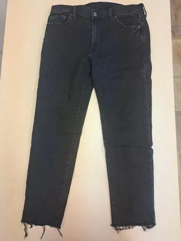 컨디션 최상 GAP 블랙 스트레이트 청바지 프린지 밑단 빅 사이즈