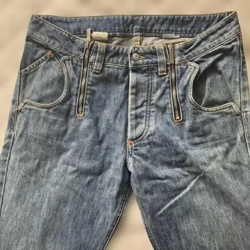 존 갈리아노 청바지