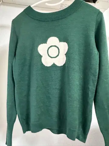 [ 고품질 ] MARY QUANT 마리콴트 니트 M 사이즈 그린