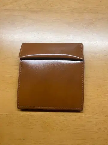 아브라사스 브라운 이단 접이식 지갑