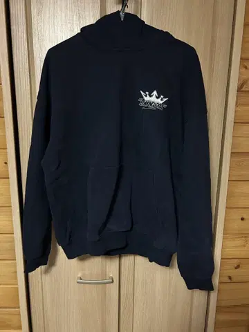 9090/King 로고 후디 후드티