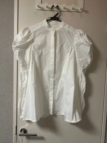 ella 택 포함 새상품 블라우스