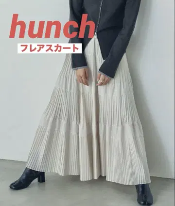 주말 세일 [ 새상품급 ] hunch 플레어 스커트 화이트