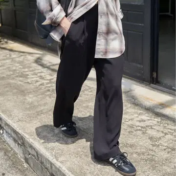 [택 포함 새상품] 실키 드레이프 턱 스트레이트 팬츠