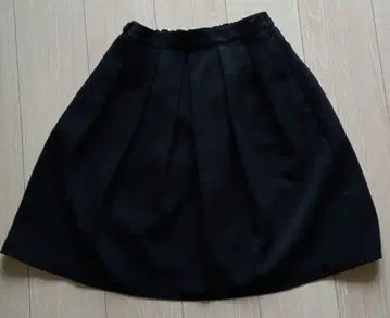 LATO CALLE 블랙 플레어 스커트