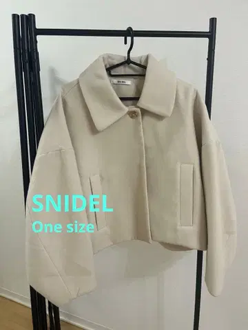 [ SNIDEL ] 숏 기장 코트 ( 프리 사이즈 )