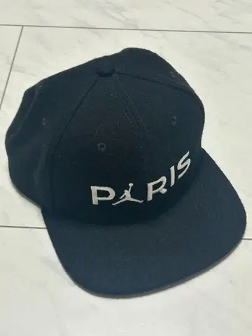 [ Jordan x PARIS ] 블랙 캡