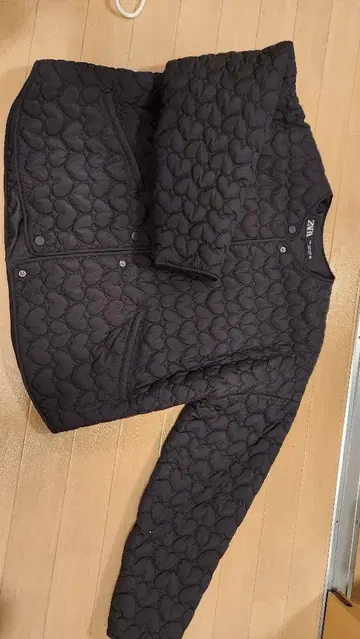 ZARA 블랙 퀼팅 다운 자켓 M
