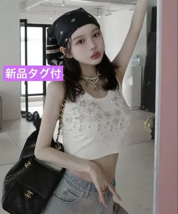 Darich 다리치 주얼리 리브 슬리브리스 상의 화이트