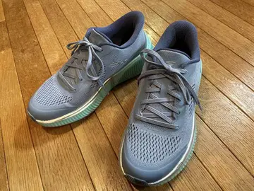 SKECHERS GO RUN 그레이/민트 스니커즈