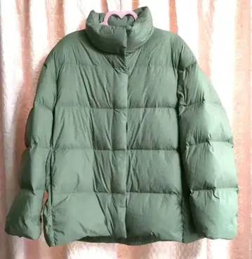 UNIQLO 파우더 소프트 다운 자켓 올리브 XL 여성용
