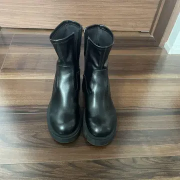 ZARA 블랙 사이드 고어 부츠 38