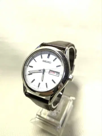 SEIKO 스피릿 7N43-9080 달력 포함 작동 중