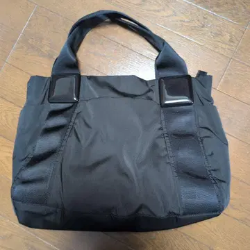 파피요네 수지 부품 토트백