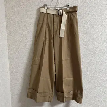 베이지 와이드 팬츠 벨트 포함