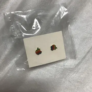 Apple 팬 필견 Apple 마크 귀걸이
