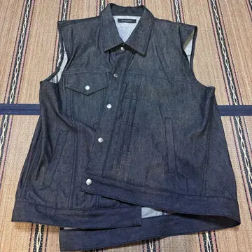 NOT CONVENTIONAL asymmetry denim vest