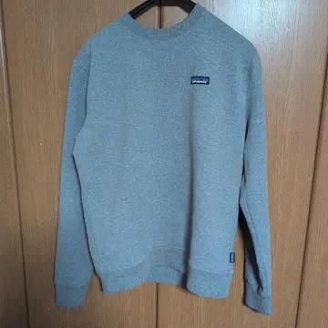 Patagonia 그레이 쿨넥 맨투맨