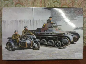 아카데미 1호 전차 B형과 모터 사이클