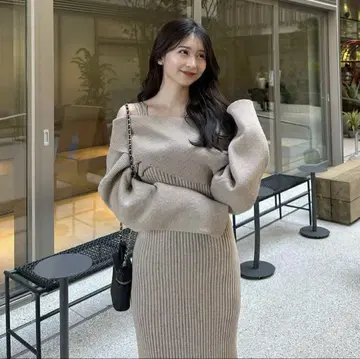 [ holiday&holiday ] 오프숄더 레이어드 니트 원피스