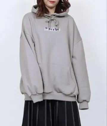 PUNYUS 로고 자수 후드티