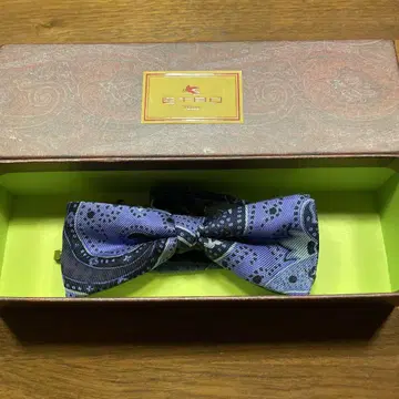 ETRO 나비 넥타이 보라색 블랙 패턴