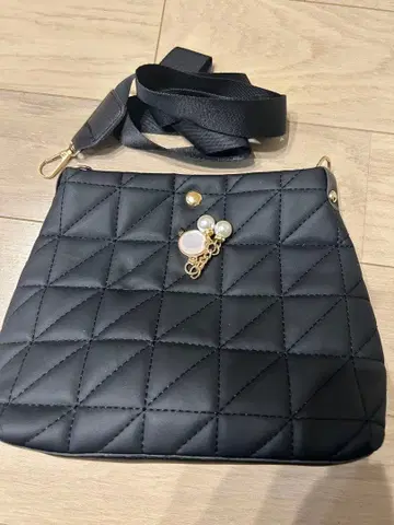 퀼팅 블랙 숄더백