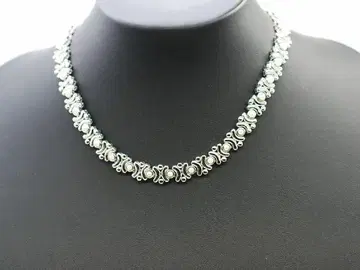 새상품급 니나리치 NINA RICCI 펄 목걸이 실버 계열