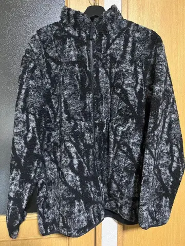 GU nowartt 플리스 자켓 XL