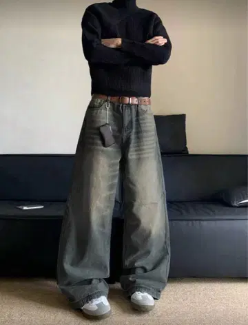 다크 그레이 와이드 레그 데님 팬츠