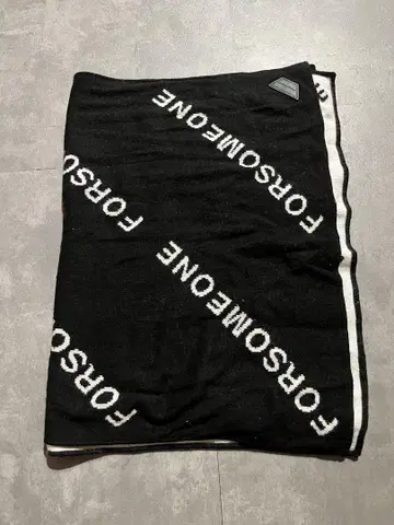 FORSOMEONE 포섬원 로고 머플러