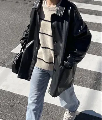 오버 사이즈 블랙 가죽 자켓