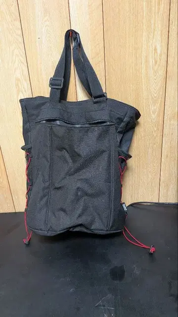블랙 토트백 조정 가능