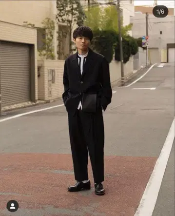 URU 자켓