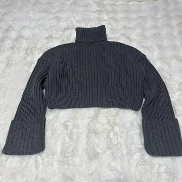 ZARA 자라 그레이 터틀넥 크롭 스웨터